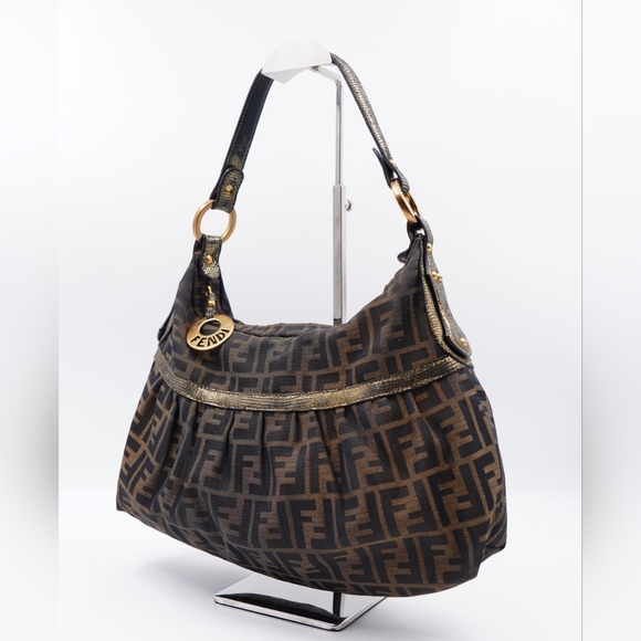 ❌️❌️SOLD ❌️❌️AI32❤️ FENDI Zucca Chef Hobo Tobacco Bag - Picture 2 of 14